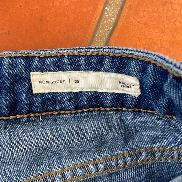 Pacsun Distressed Moms Shorts Size 25 - Picture 4 of 5